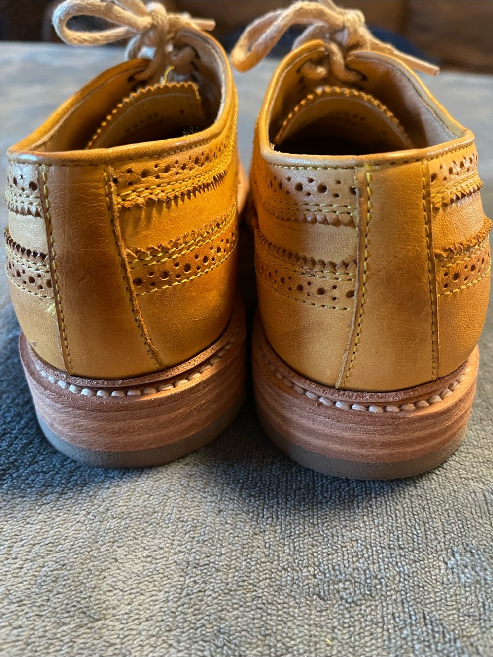 Frye 74627 James Wingtip Oxford, Leather Upper/Lining/Sole, Yellow Size 8.5B - Picture 8 of 10